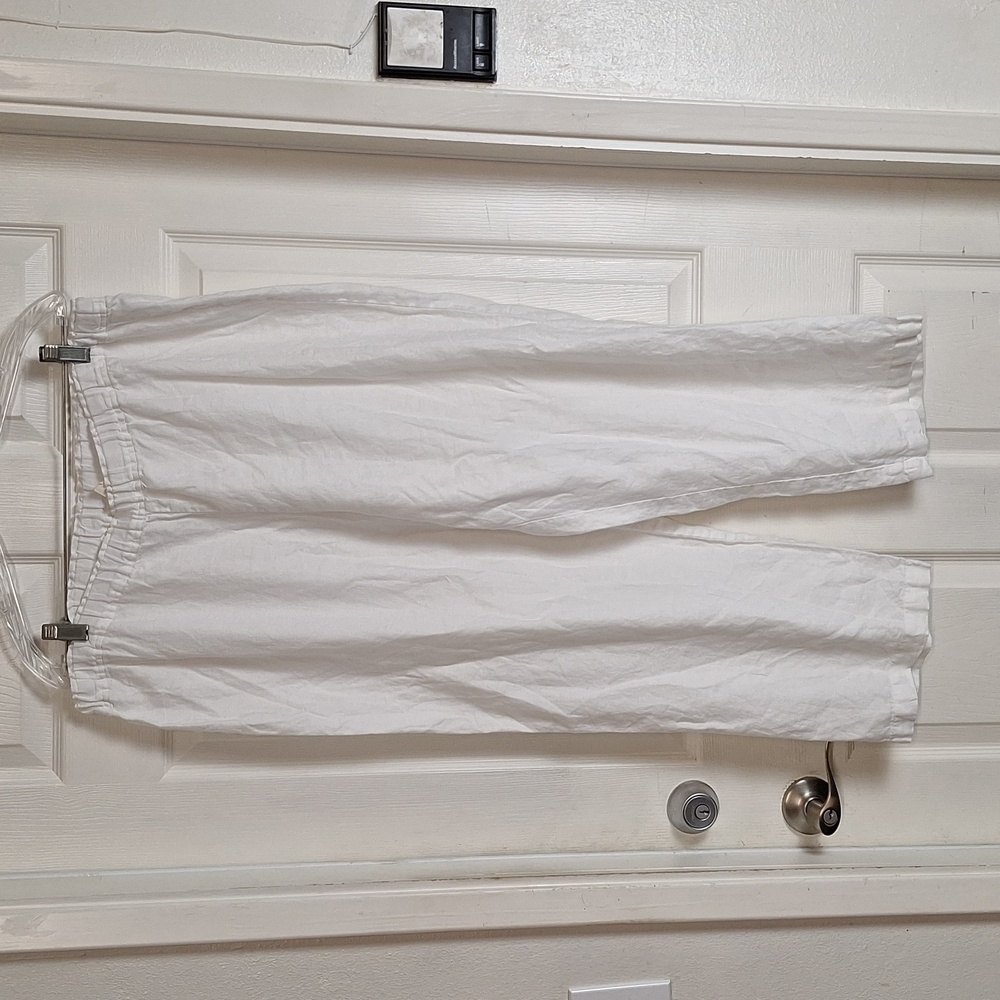 Eileen Fisher White Linen Capris